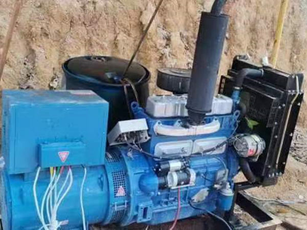 兩極式調(diào)速器工作原理